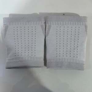 adidas Unisex-Adult Primeknit Volleyball Kneepads, Black/White, small